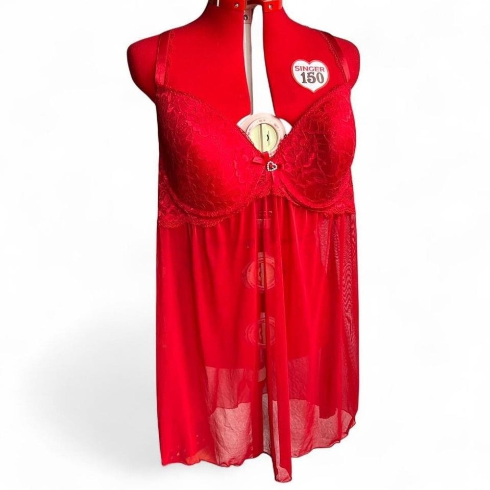 Red Daisy Fuentes lace underwire babydoll nightie lace & rhinestone heart 2X